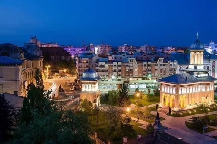 Sweet Homme Apartment Craiova Exterior photo